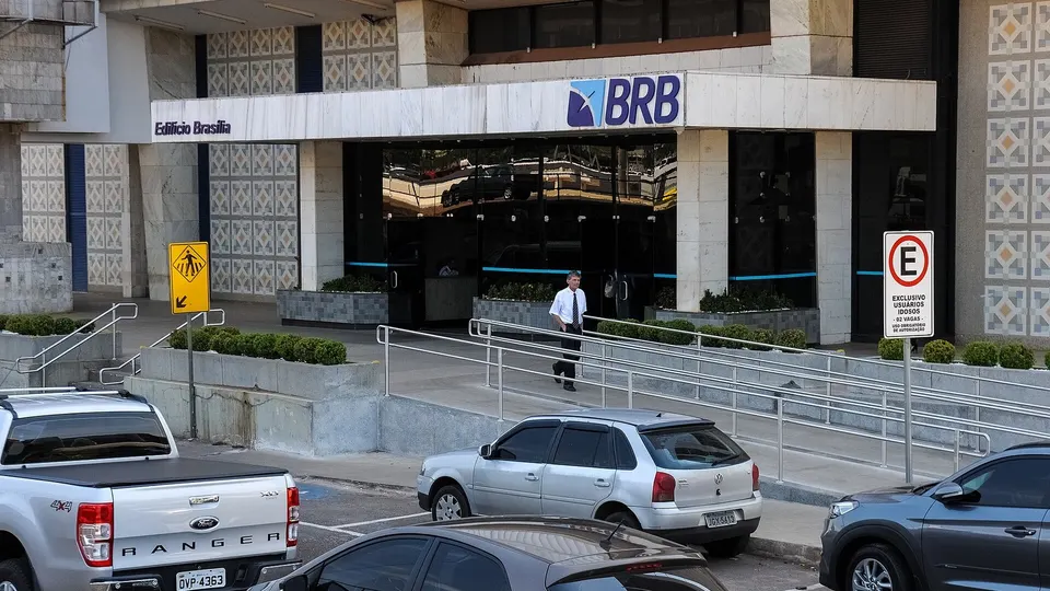 Fachada do edifício sede do BRB, em Brasília